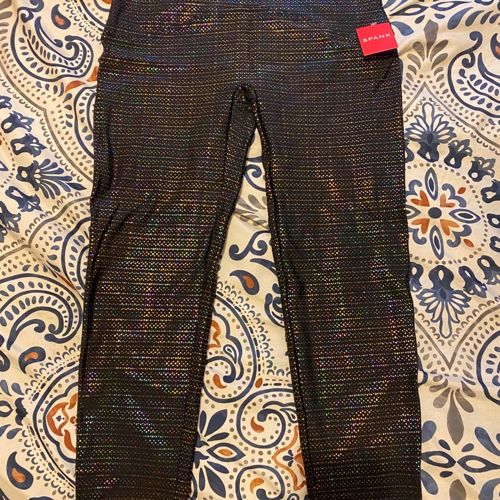 SPANX Active 7/8 Booty Boost Leggings